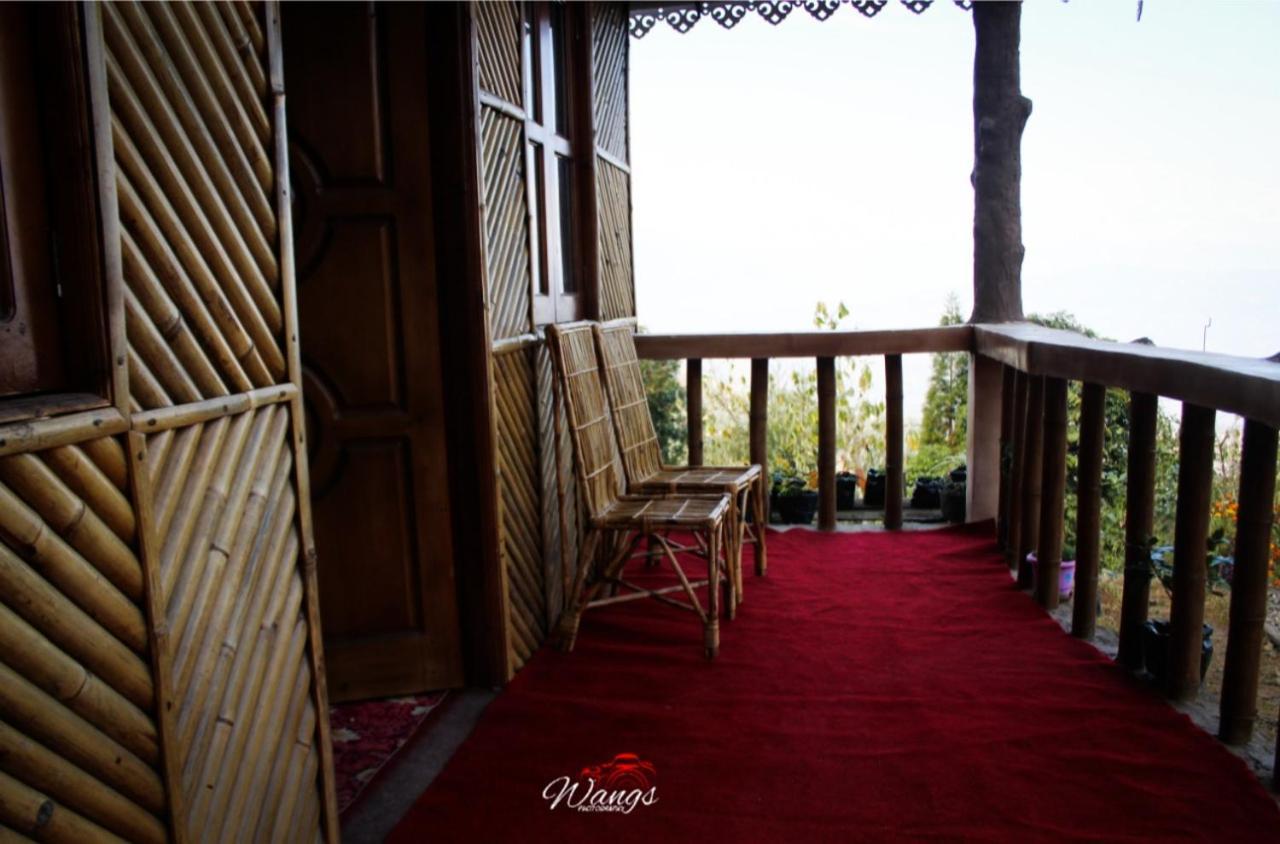 Spring Brooks Homestay Дарджилинг Экстерьер фото